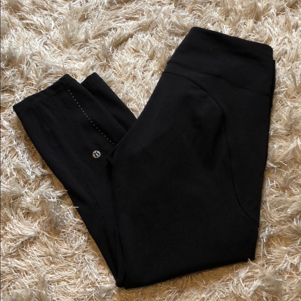 Lululemon crops size 8, no pilling!!!